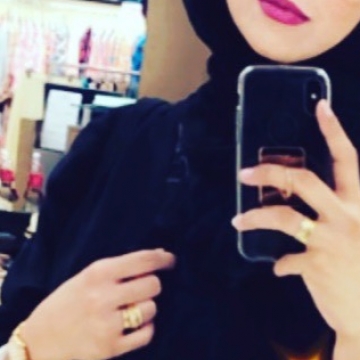  Naina Hussain 